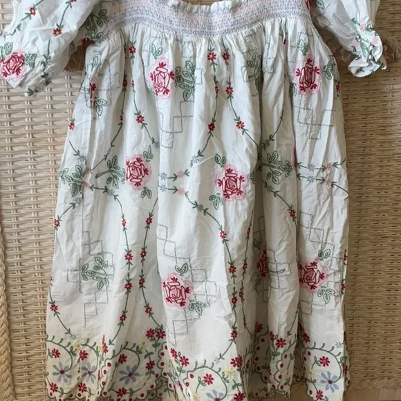 Lulu Rose Embroidered Mini Dress EUC - Picture 13 of 14